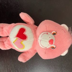 Love-a-lot CareBear